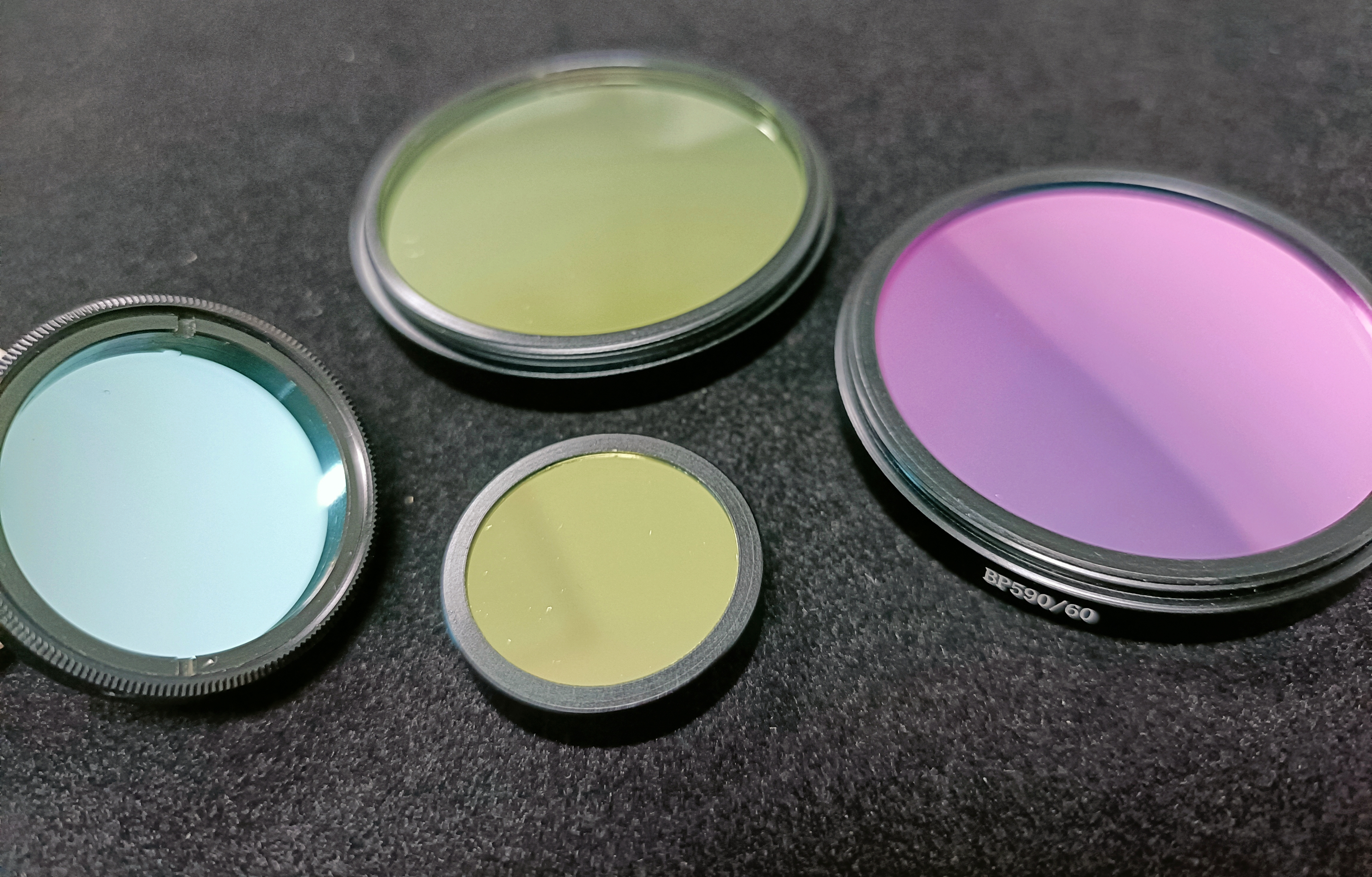 Super narrowband filter set